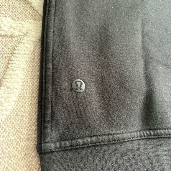 Lululemon Scuba Full-Zip Hoodie - Picture 7 of 8